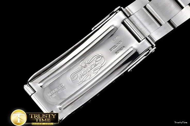 1202 ROLSD061 – SeaDweller UrbanChic 1020